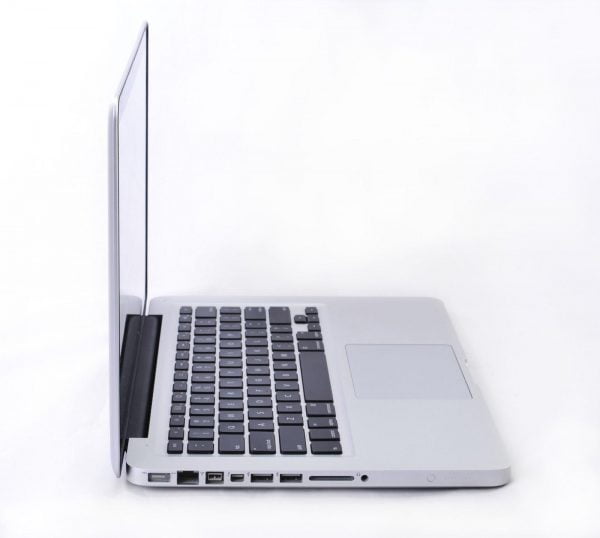 C – Early 2011 Apple MacBook Pro 13.3 inch Laptop – Intel Core i7 @ 2.7GHz. 8GB. 256GB SSD
