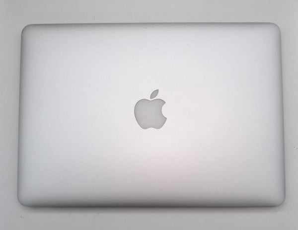 2012 Apple MacBook Pro 13.3 inch Laptop – Intel Core i5 2.5GHz. 4GB. 500GB.