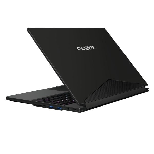 Gigabyte Aero 15 Gaming Laptop. Intel i7-7700HQ. 16GB. 1.5TB SSD. GTX 1060 6GB.